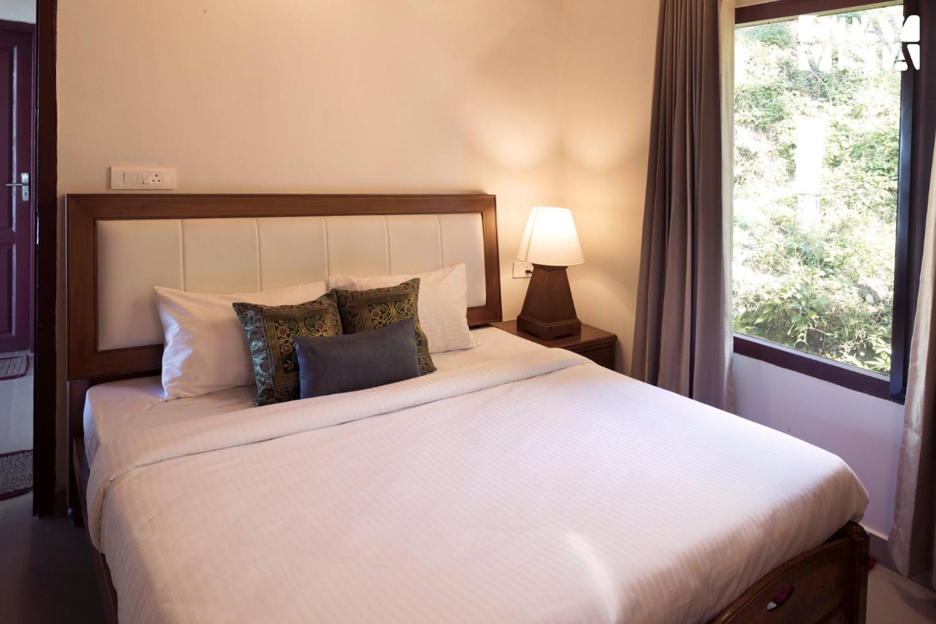 Stayvista At Vale Echoes - Breakfast Included Munnar Exterior photo